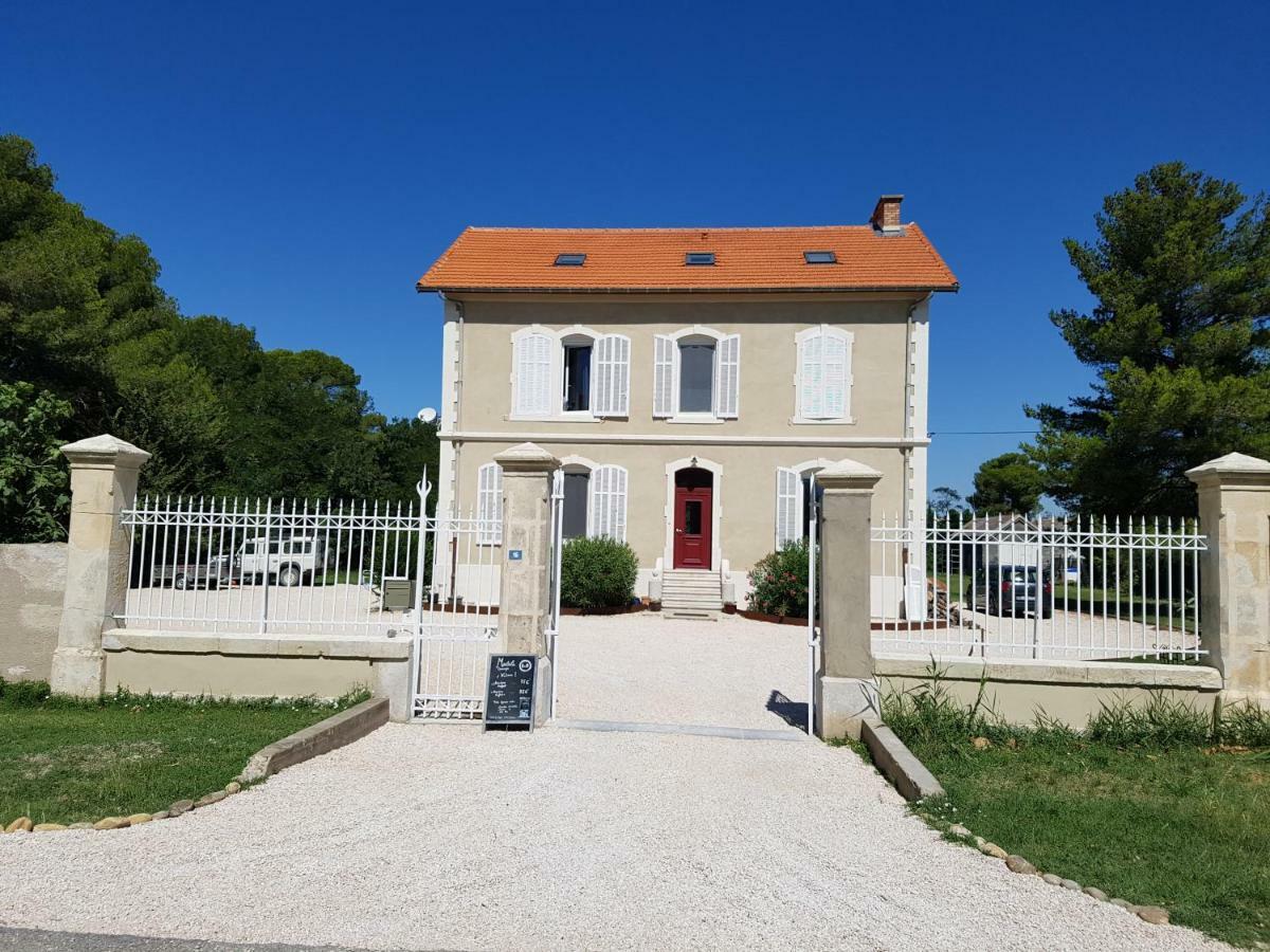לינה וארוחת בוקר סלון-דו-ז'ירו Maebrilu Camargue Provence מראה חיצוני תמונה
